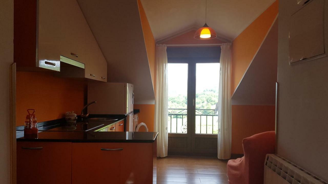 Apartamentos La Guertina Onís المظهر الخارجي الصورة
